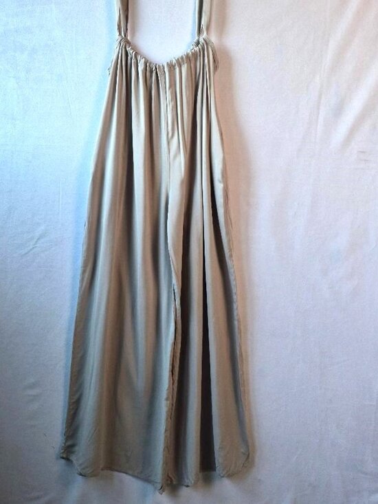 NWOT Zenana Outfitters Gray Jumpsuit SZ Medium 100% Rayon - Picture 2 of 9
